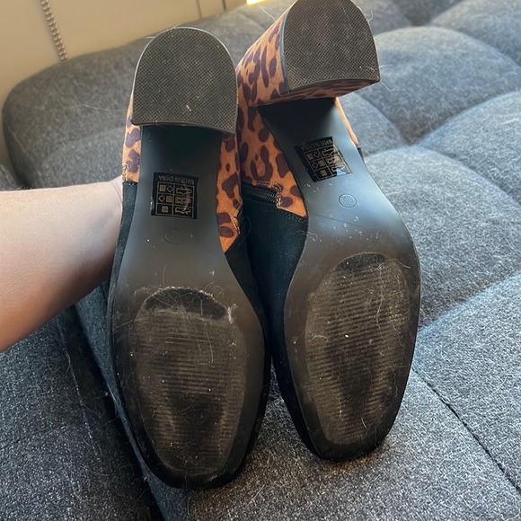 Colorblock Animal Print Booties - Picture 7 of 7